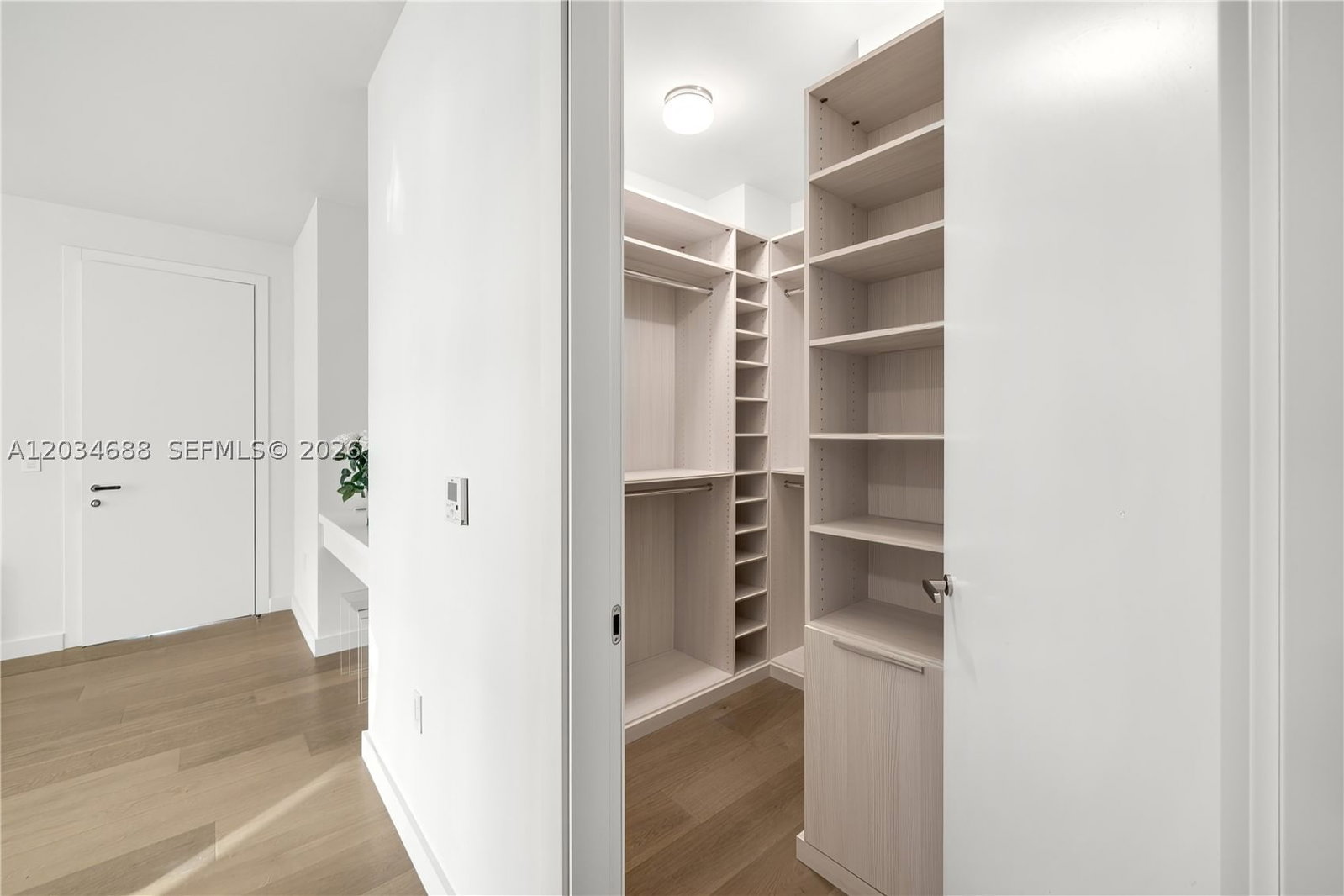 Real estate property located at 4701 Meridian Ave #315, Miami-dade, 4701 North Meridian Condo, Miami Beach, FL