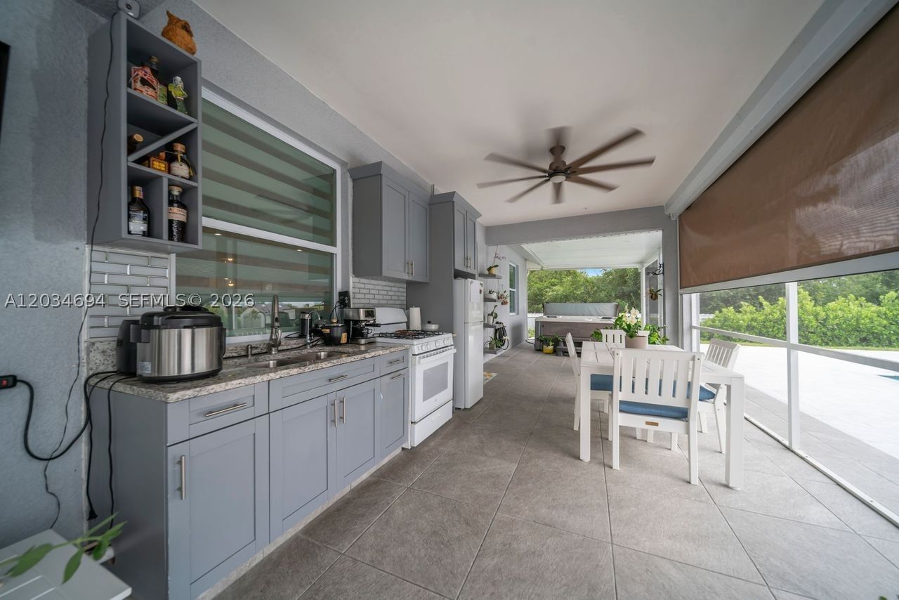 Real estate property located at 60 Floyd Ave S, Lee, Lehigh Acres, Lehigh Acres, FL