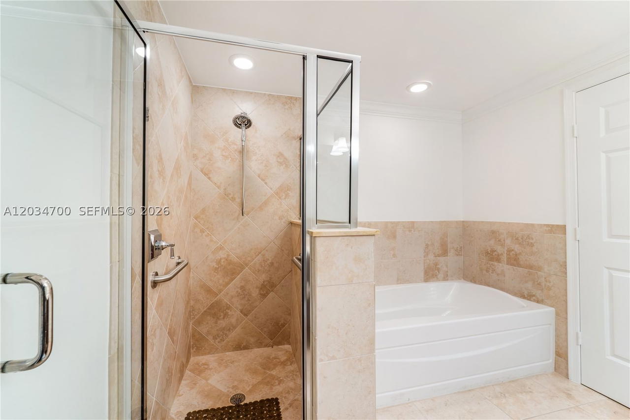 Real estate property located at 100 Andalusia Ave #410, Miami-dade, Andalusia Condo Residence, Coral Gables, FL