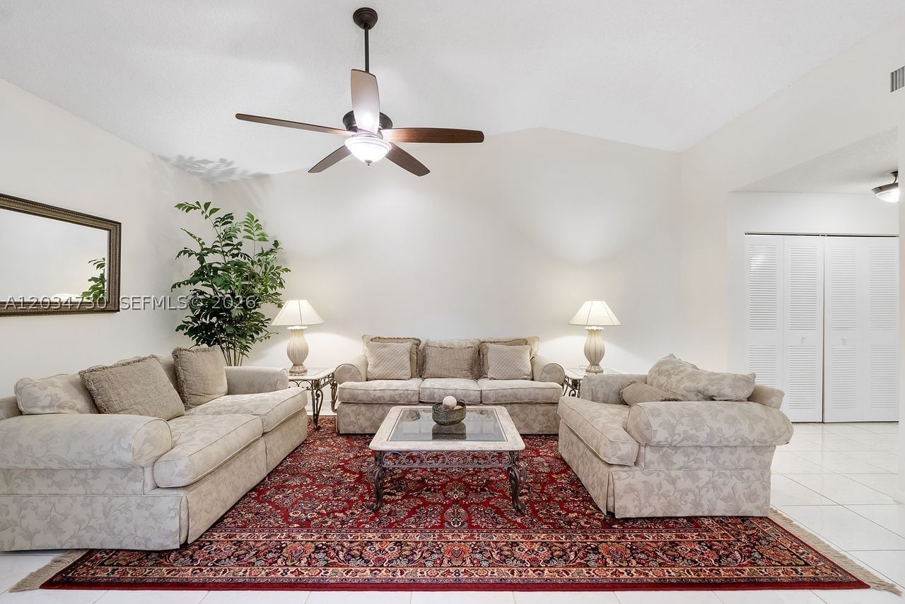 Real estate property located at 2073 Montpeliar, Broward, Country Isles Patio Homes, Weston, FL