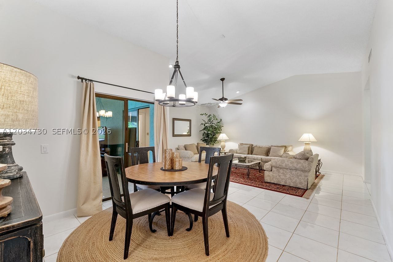 Real estate property located at 2073 Montpeliar, Broward, Country Isles Patio Homes, Weston, FL