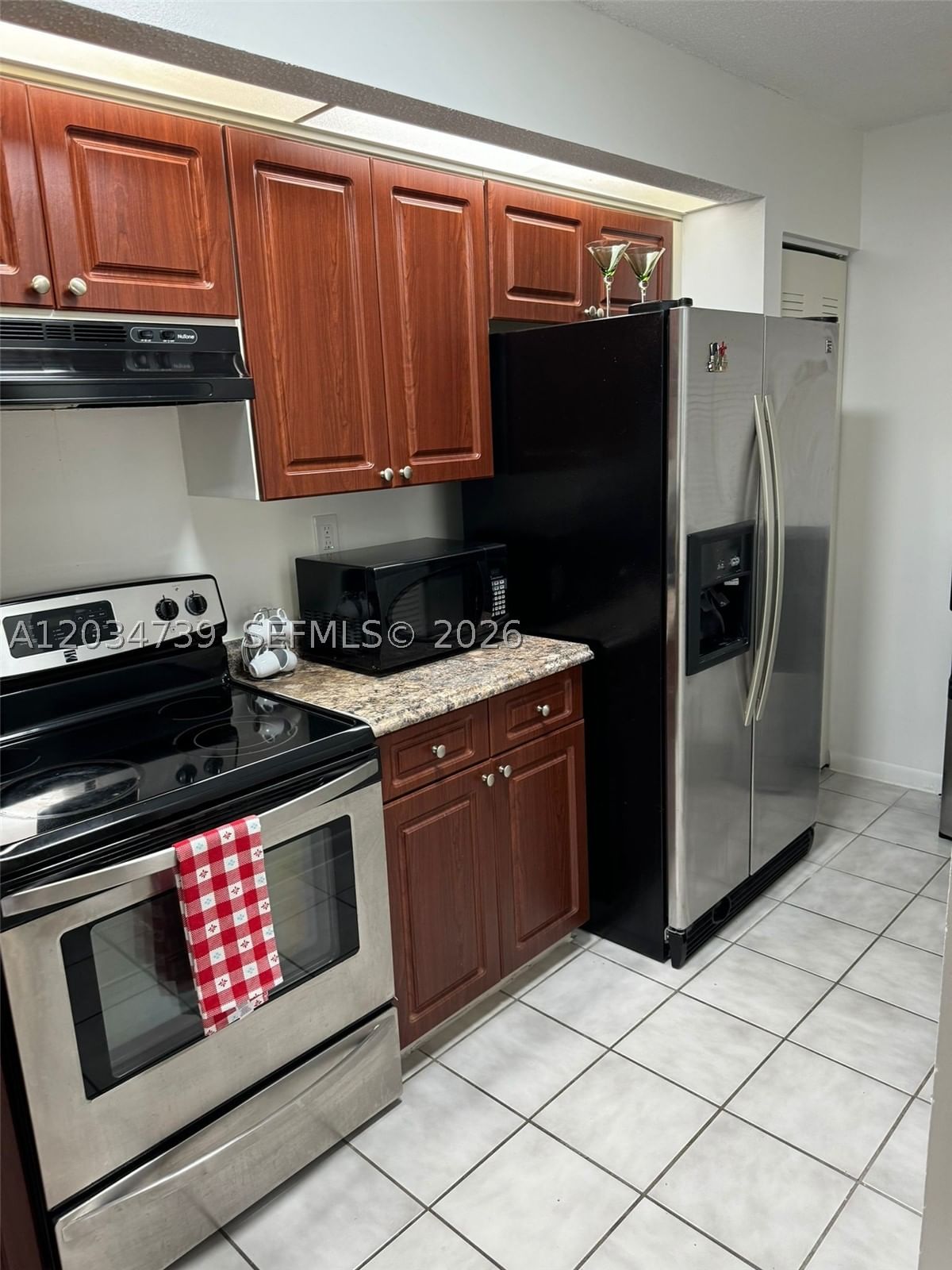 Real estate property located at 8660 212th st #108, Miami-dade, Le Club At Old Cutler Con, Cutler Bay, FL