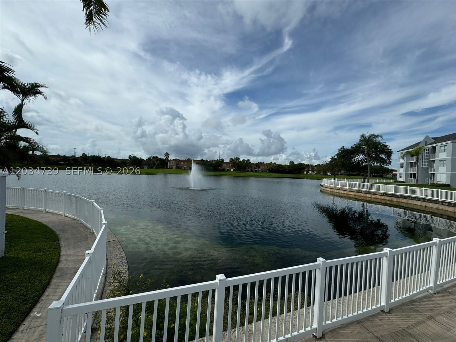Real estate property located at 8660 212th st #108, Miami-dade, Le Club At Old Cutler Con, Cutler Bay, FL