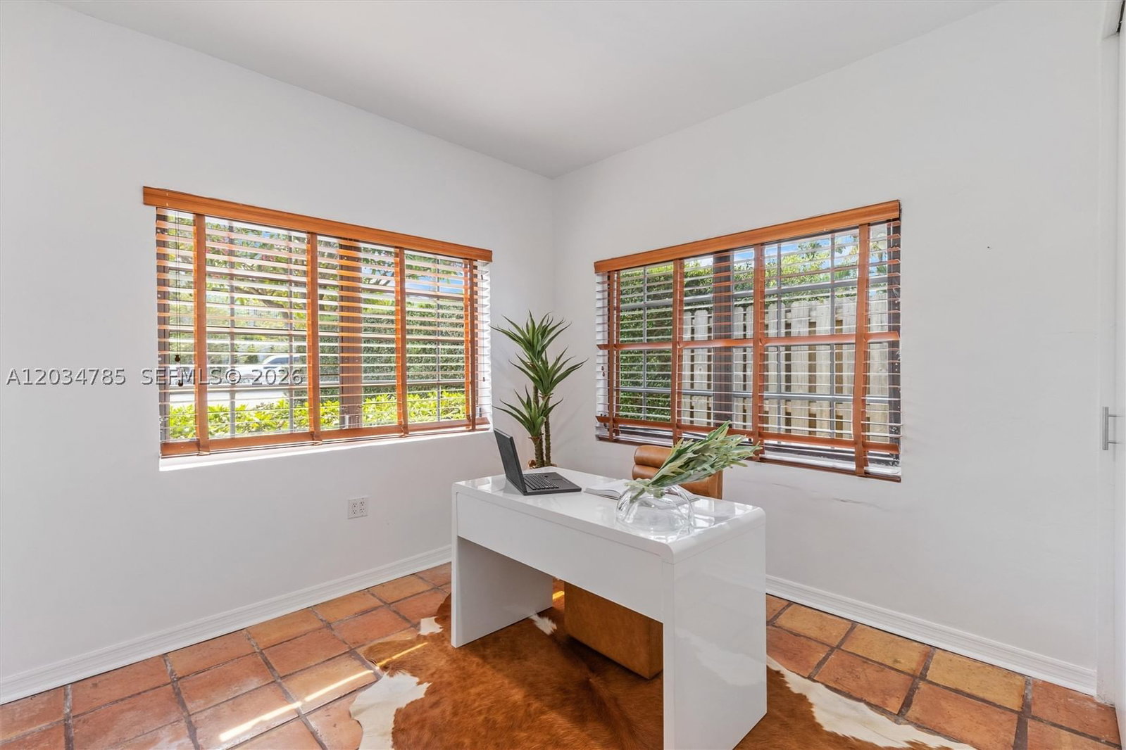 Real estate property located at 4531 Sheridan Ave, Miami-dade, Surprise Lake, Miami Beach, FL