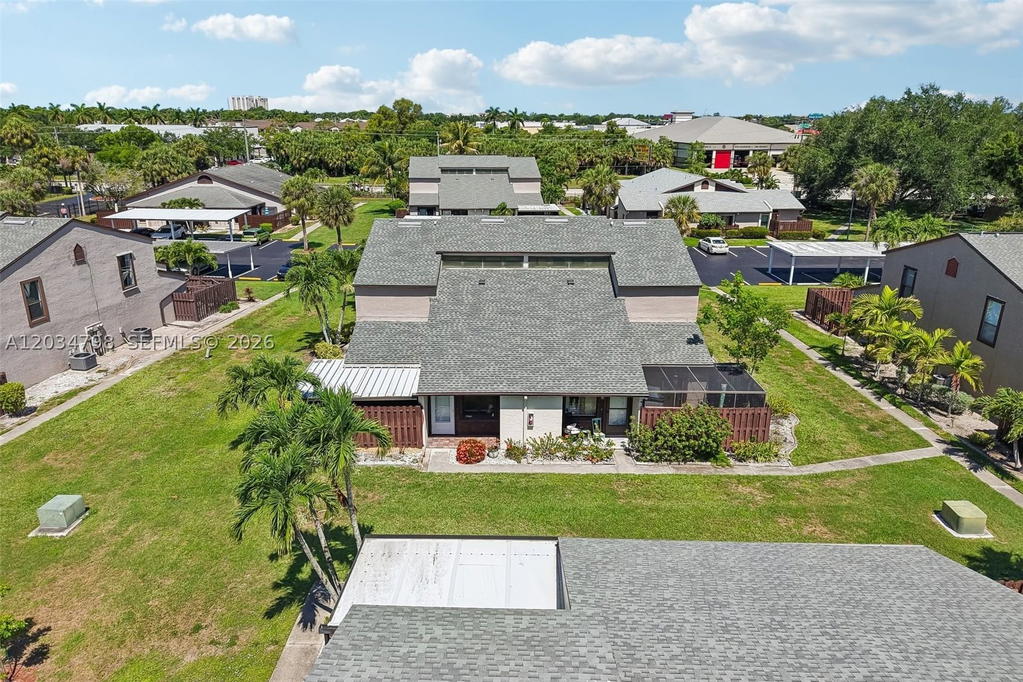 Real estate property located at 12939 Cherrydale Court, Lee, Sandalwood Estates, Fort Myers, FL