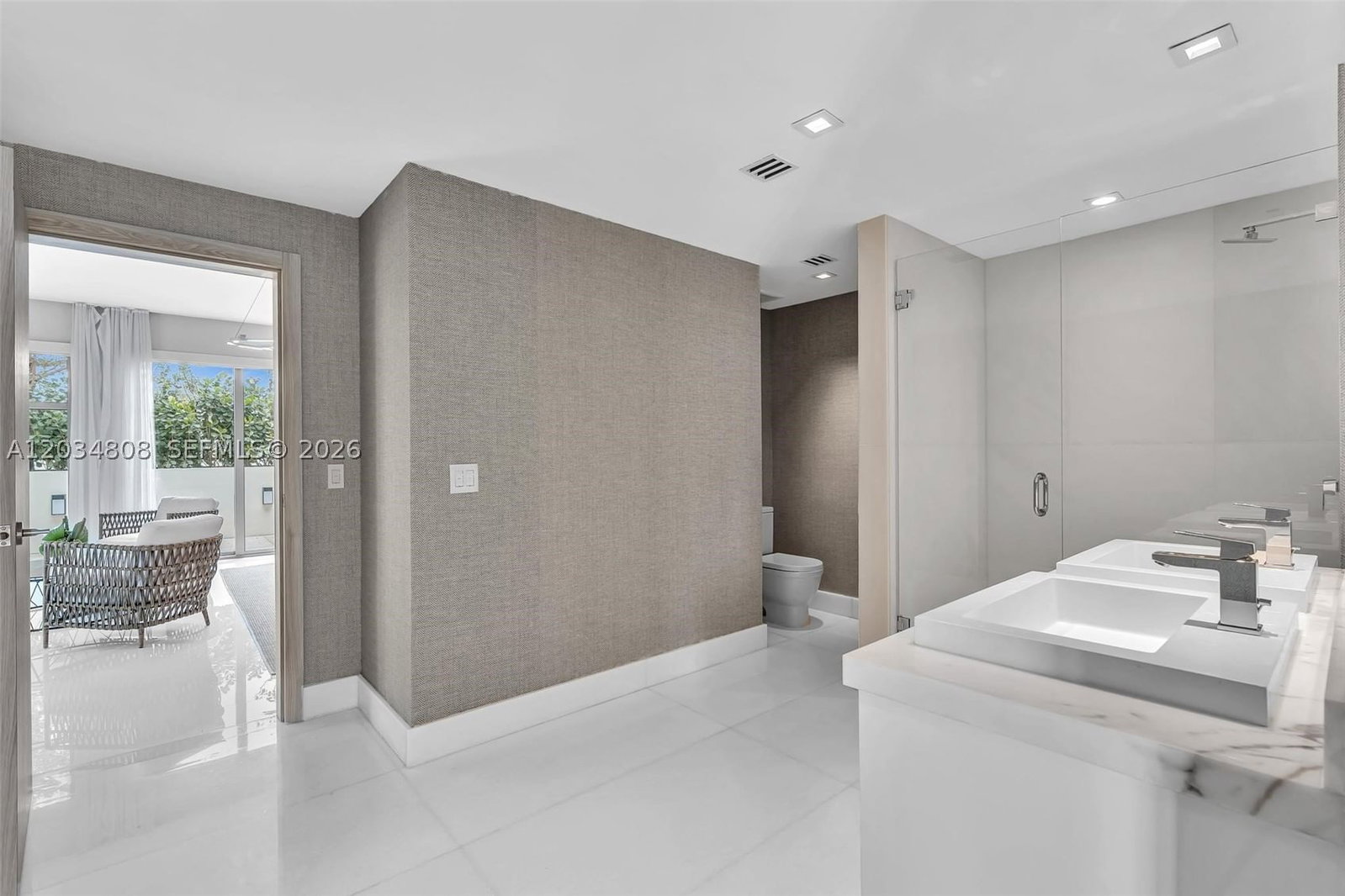Real estate property located at 300 Sunny Isles Blvd #4-502, Miami-dade, Parque Towers Condo, Sunny Isles Beach, FL