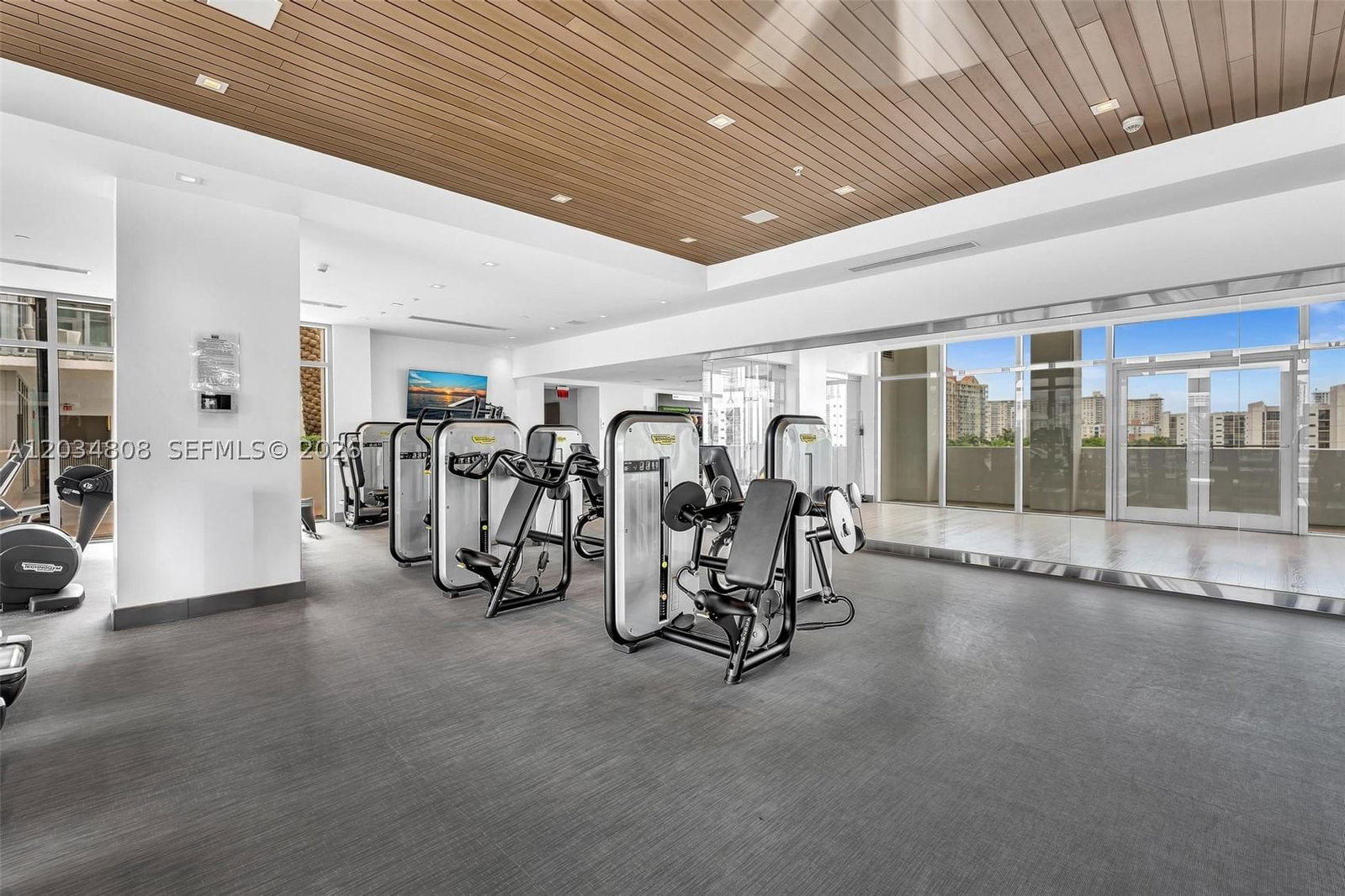 Real estate property located at 300 Sunny Isles Blvd #4-502, Miami-dade, Parque Towers Condo, Sunny Isles Beach, FL