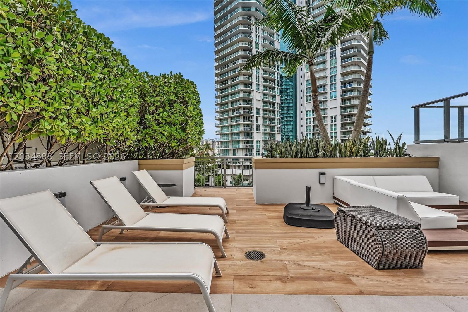 Real estate property located at 300 Sunny Isles Blvd #4-502, Miami-dade, Parque Towers Condo, Sunny Isles Beach, FL