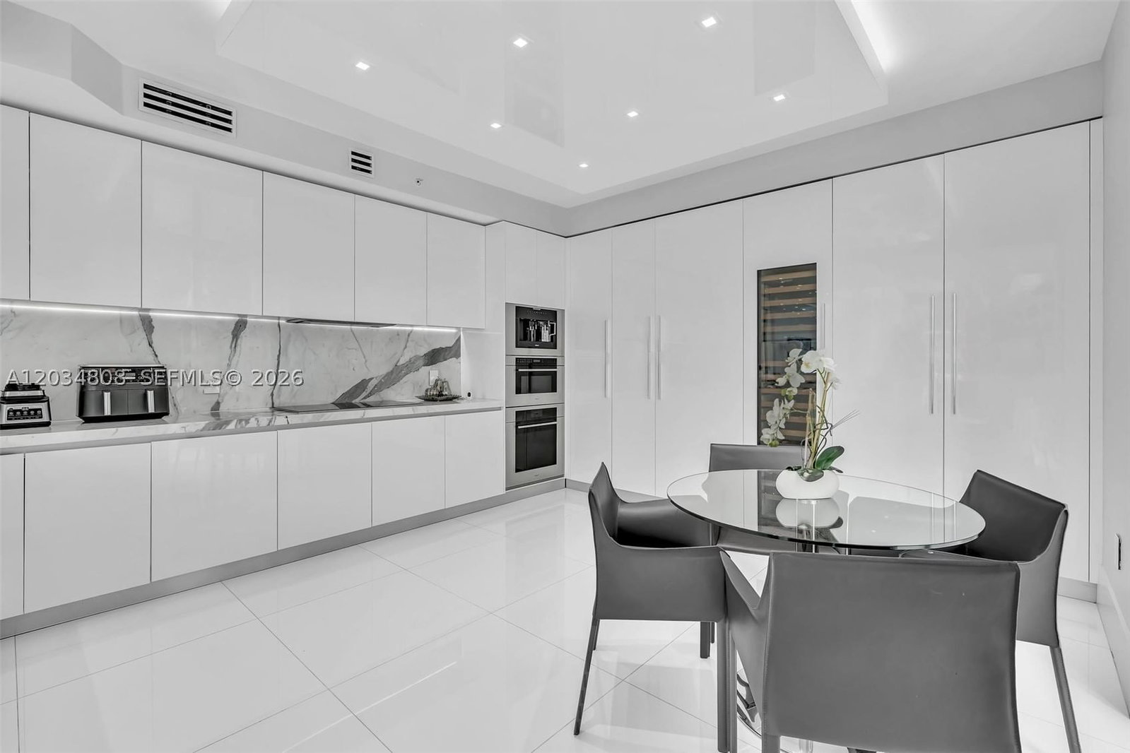 Real estate property located at 300 Sunny Isles Blvd #4-502, Miami-dade, Parque Towers Condo, Sunny Isles Beach, FL
