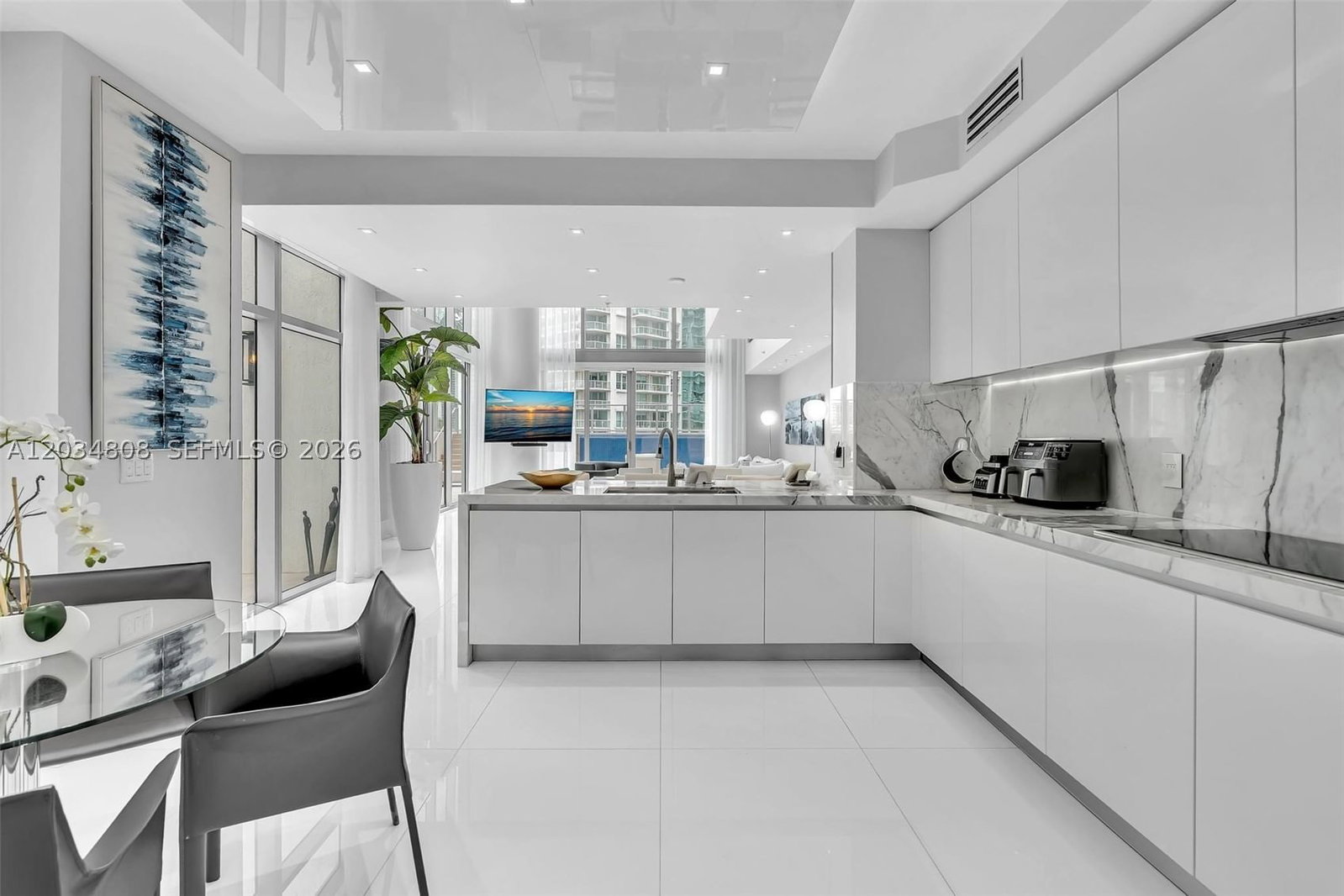 Real estate property located at 300 Sunny Isles Blvd #4-502, Miami-dade, Parque Towers Condo, Sunny Isles Beach, FL
