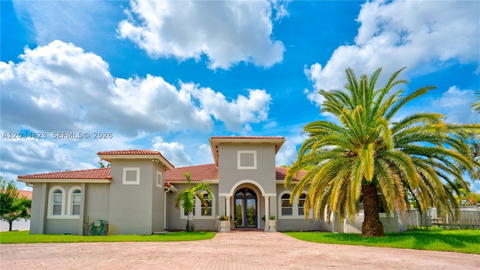 Real estate property located at 9810 137th St, Miami-dade, Florida Fruit Land Compan, Hialeah Gardens, FL