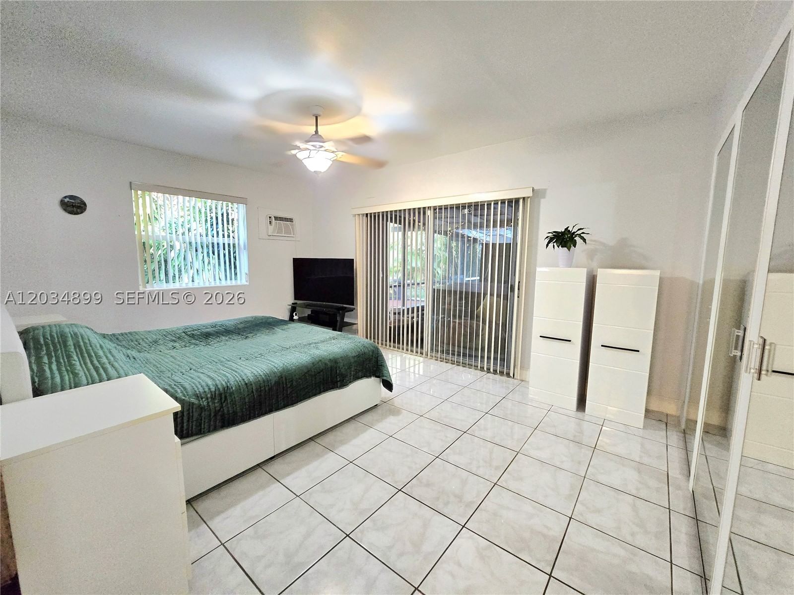 Real estate property located at 2630 Monroe St, Broward, Hollywood Little Ranches, Hollywood, FL