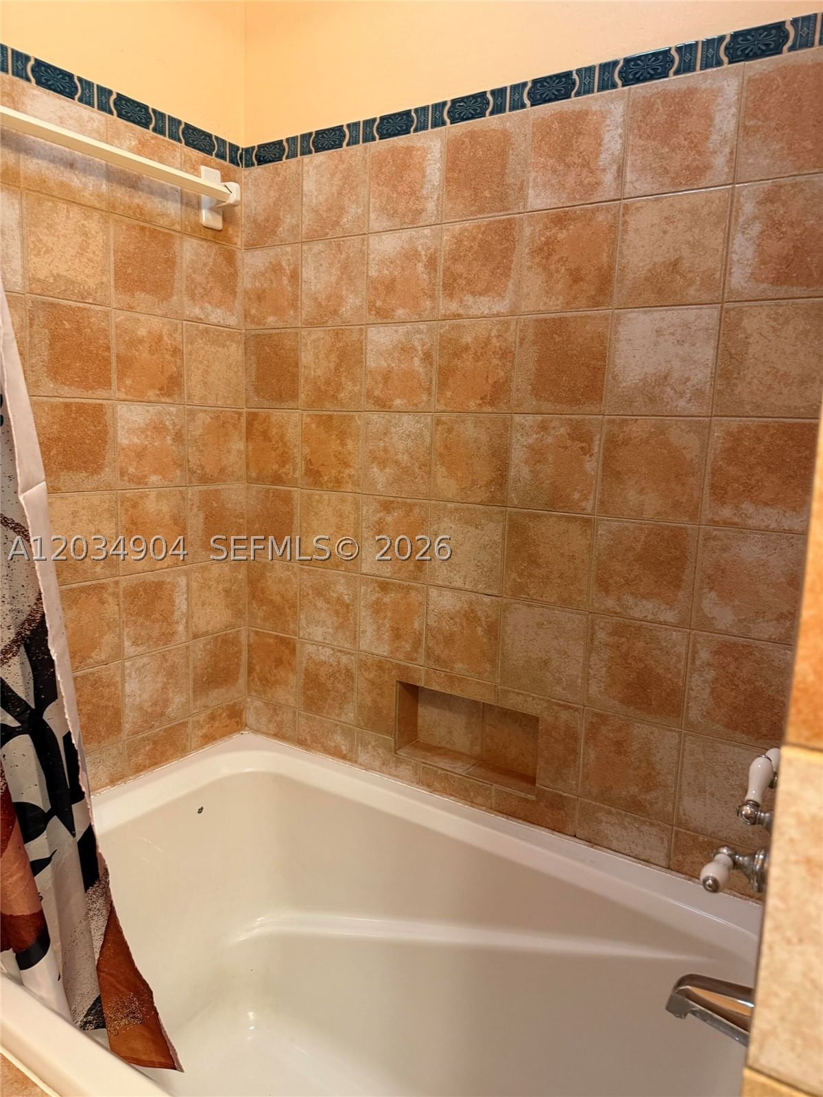 Real estate property located at 29-33 4th, Broward, Hollywood Center Amen Pla, Dania Beach, FL