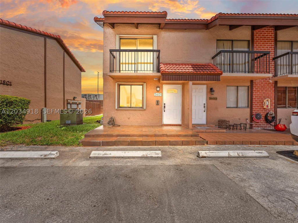 Real estate property located at 1805 107th Ave #2601, Miami-dade, Villas University Square, Miami, FL