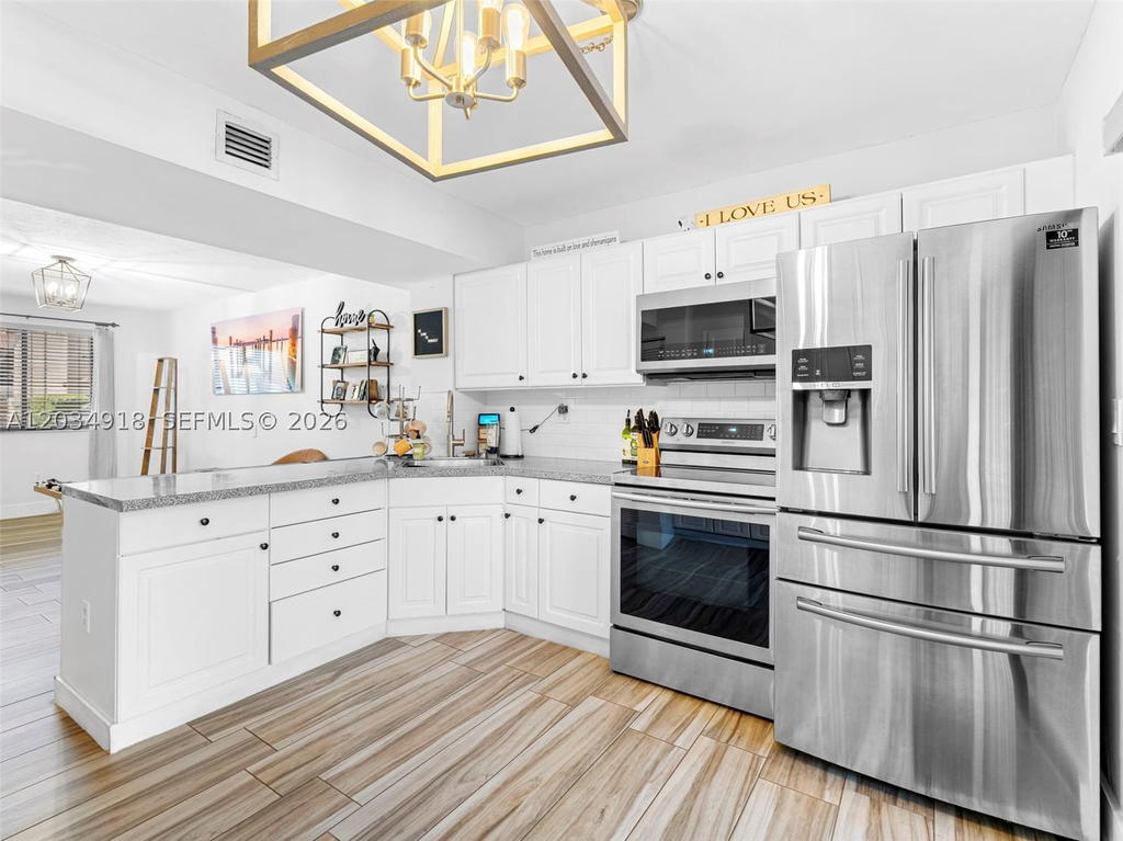 Real estate property located at 1805 107th Ave #2601, Miami-dade, Villas University Square, Miami, FL
