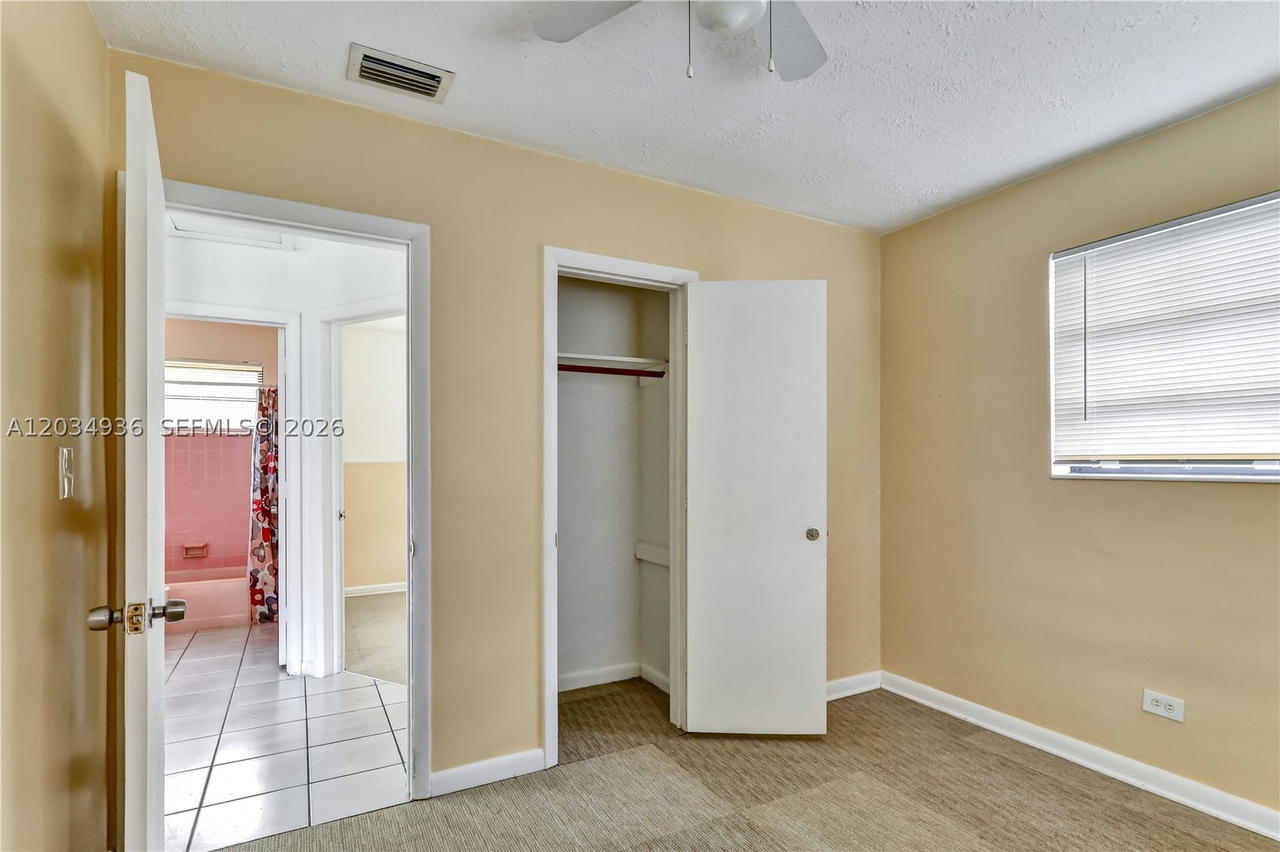 Real estate property located at 6211 19th St, Broward, Sunrise Golf Village Sec, Sunrise, FL