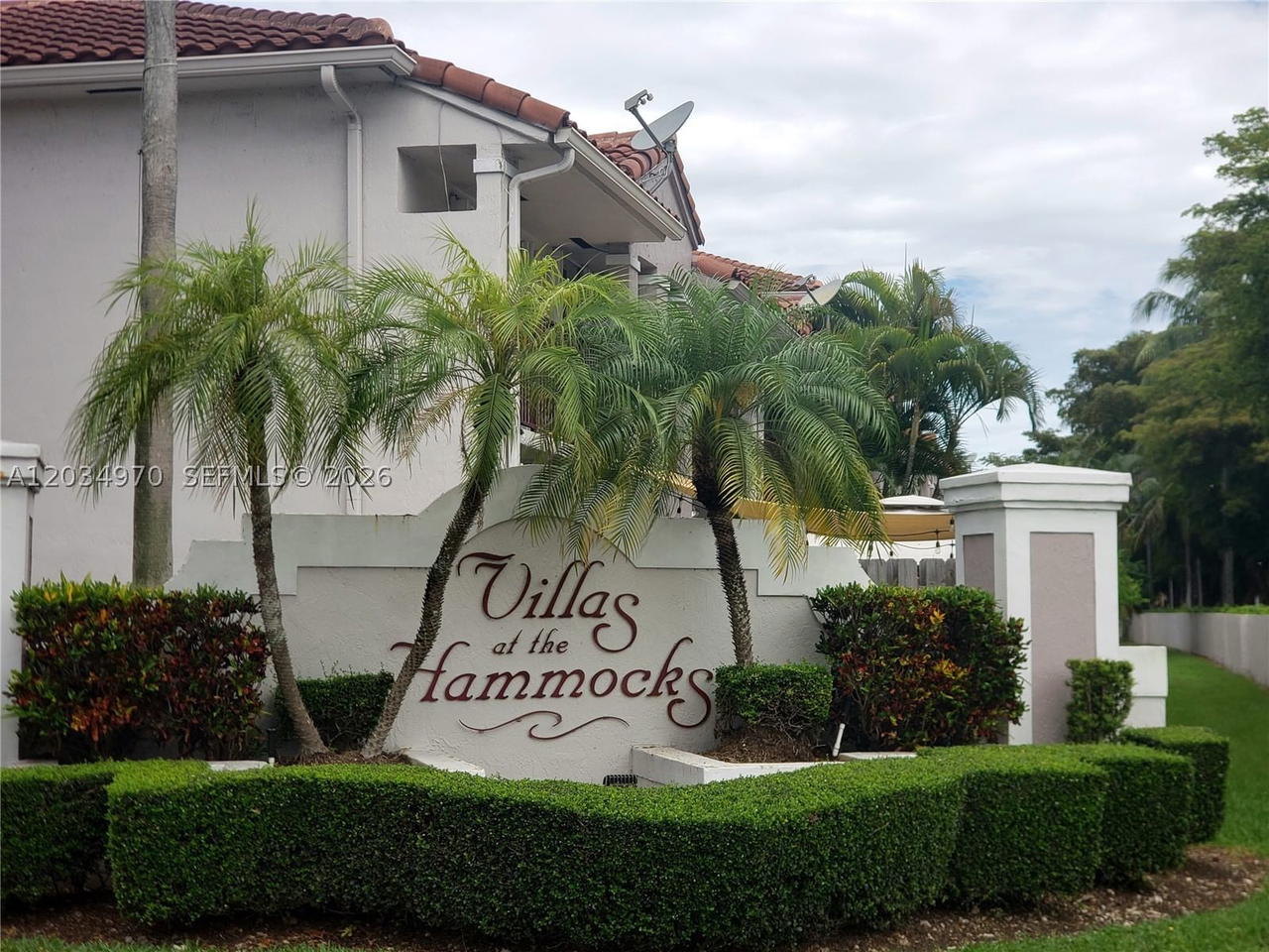 Real estate property located at 10210 154th Pl #110-8, Miami-dade, Villas At The Hammocks Co, Miami, FL