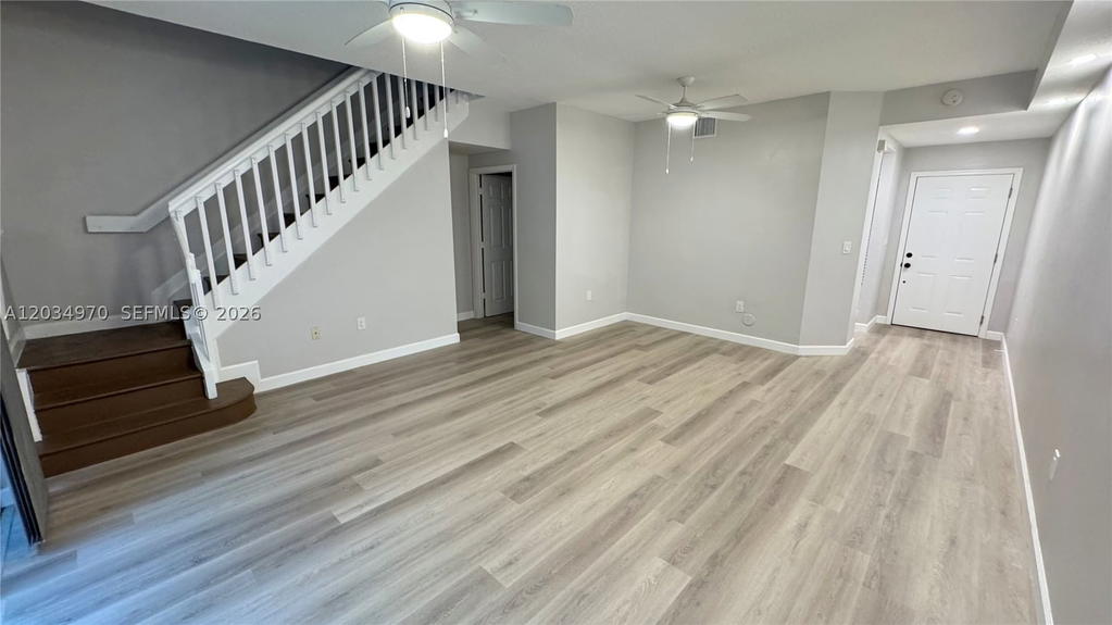 Real estate property located at 10210 154th Pl #110-8, Miami-dade, Villas At The Hammocks Co, Miami, FL
