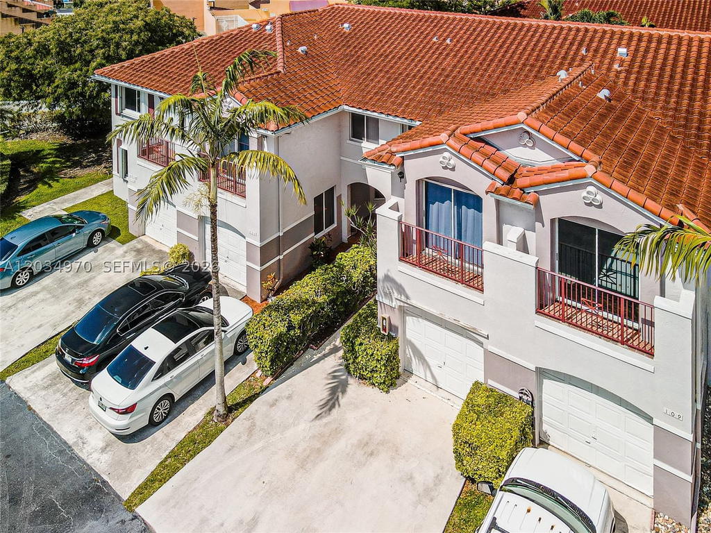 Real estate property located at 10210 154th Pl #110-8, Miami-dade, Villas At The Hammocks Co, Miami, FL