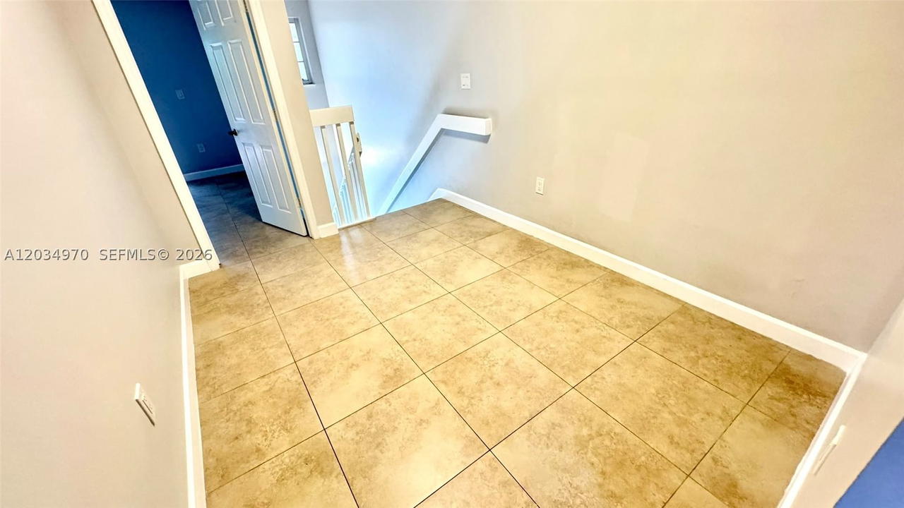 Real estate property located at 10210 154th Pl #110-8, Miami-dade, Villas At The Hammocks Co, Miami, FL