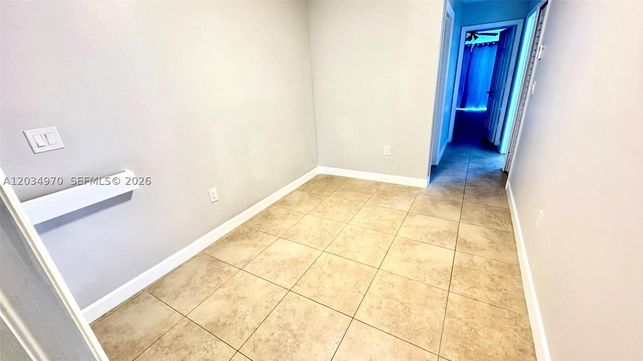 Real estate property located at 10210 154th Pl #110-8, Miami-dade, Villas At The Hammocks Co, Miami, FL
