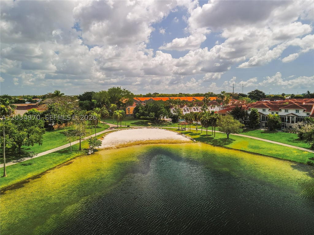 Real estate property located at 10210 154th Pl #110-8, Miami-dade, Villas At The Hammocks Co, Miami, FL