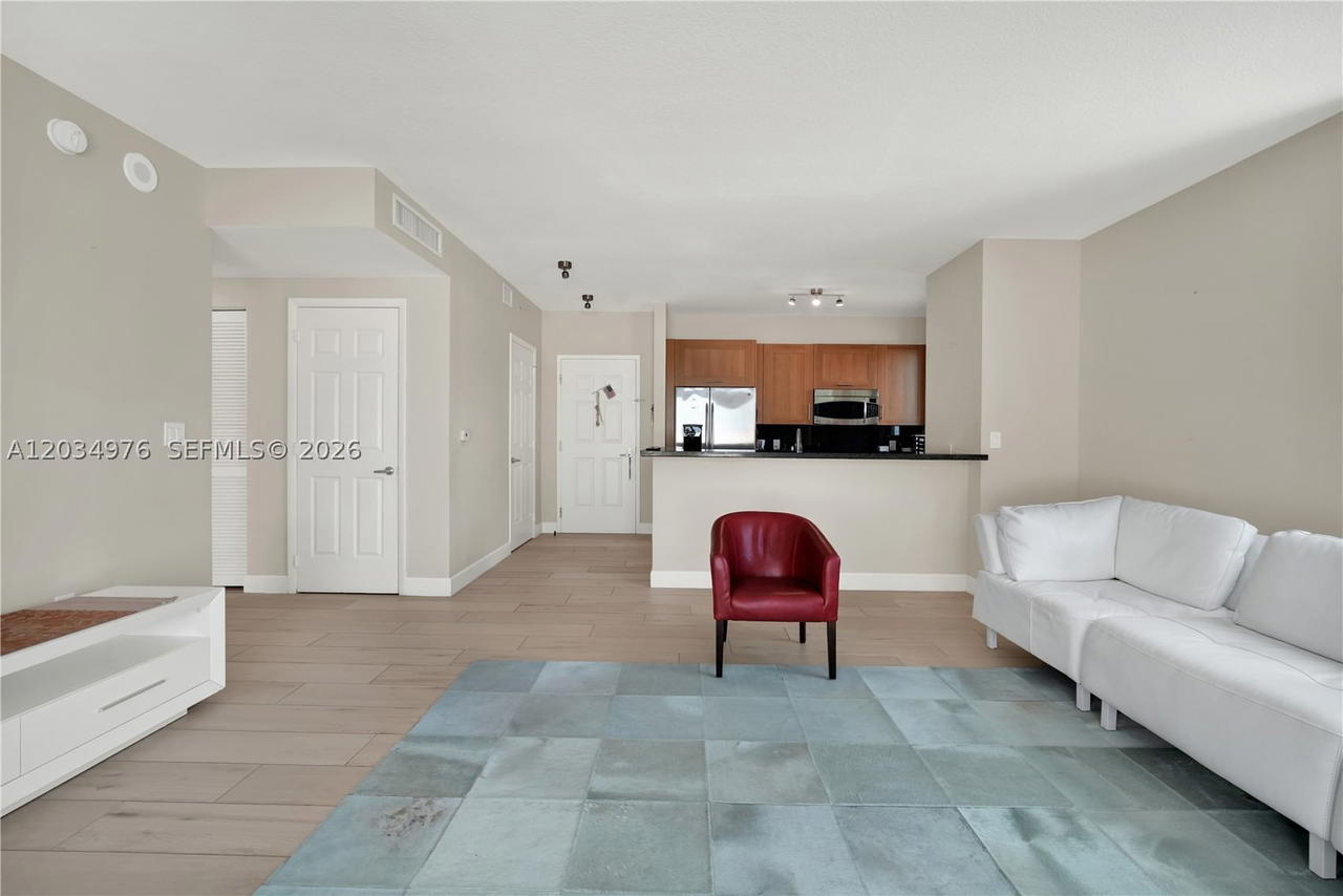Real estate property located at 1300 Ponce De Leon Blvd #901, Miami-dade, 1300 Ponce Condo, Coral Gables, FL