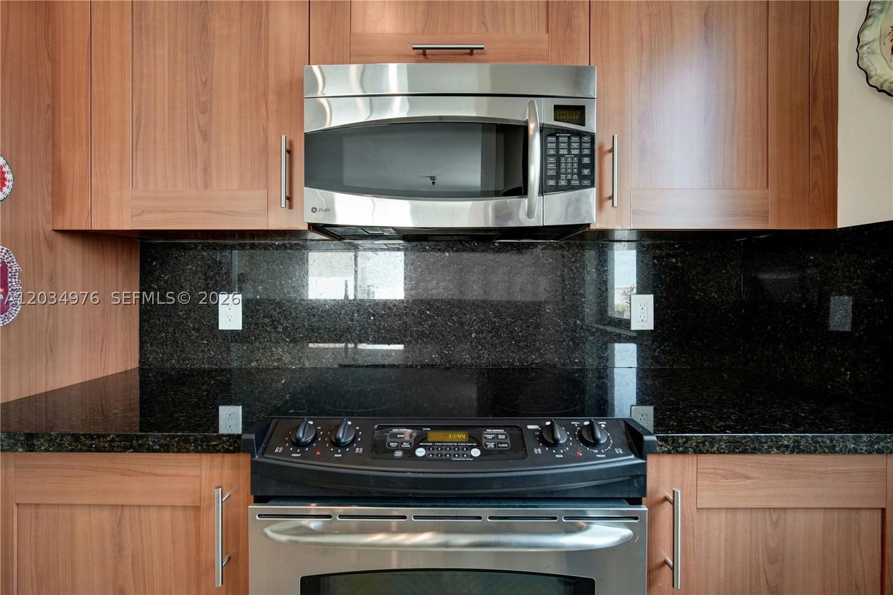 Real estate property located at 1300 Ponce De Leon Blvd #901, Miami-dade, 1300 Ponce Condo, Coral Gables, FL