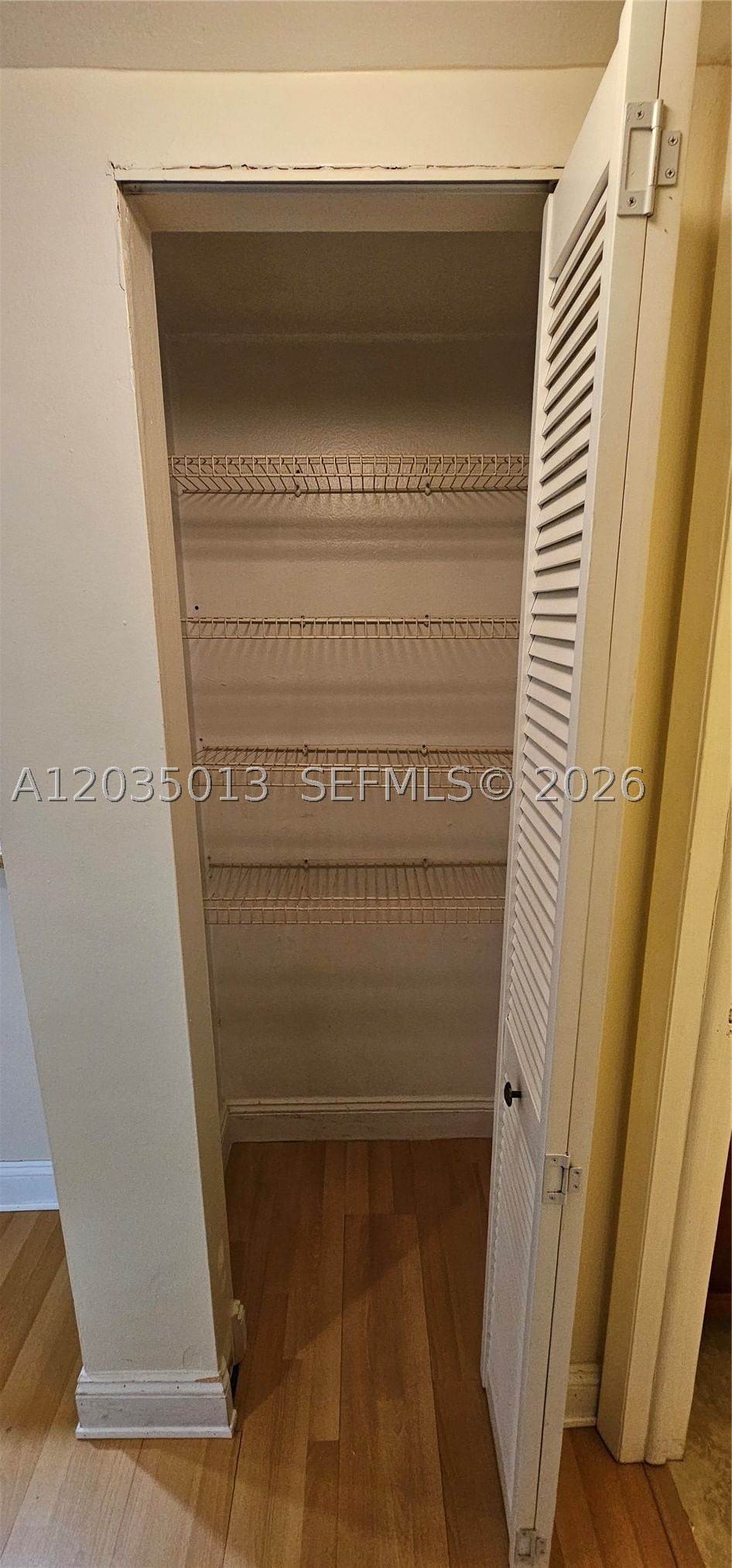 Real estate property located at 5352 6th Ave G9, Broward, Embarcadero Condo, Oakland Park, FL