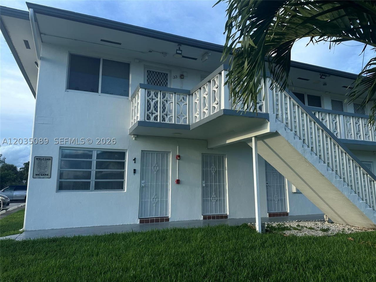 Real estate property located at 11 204th St #1, Miami-dade, Ro-mont Gardens Andover C, Miami Gardens, FL