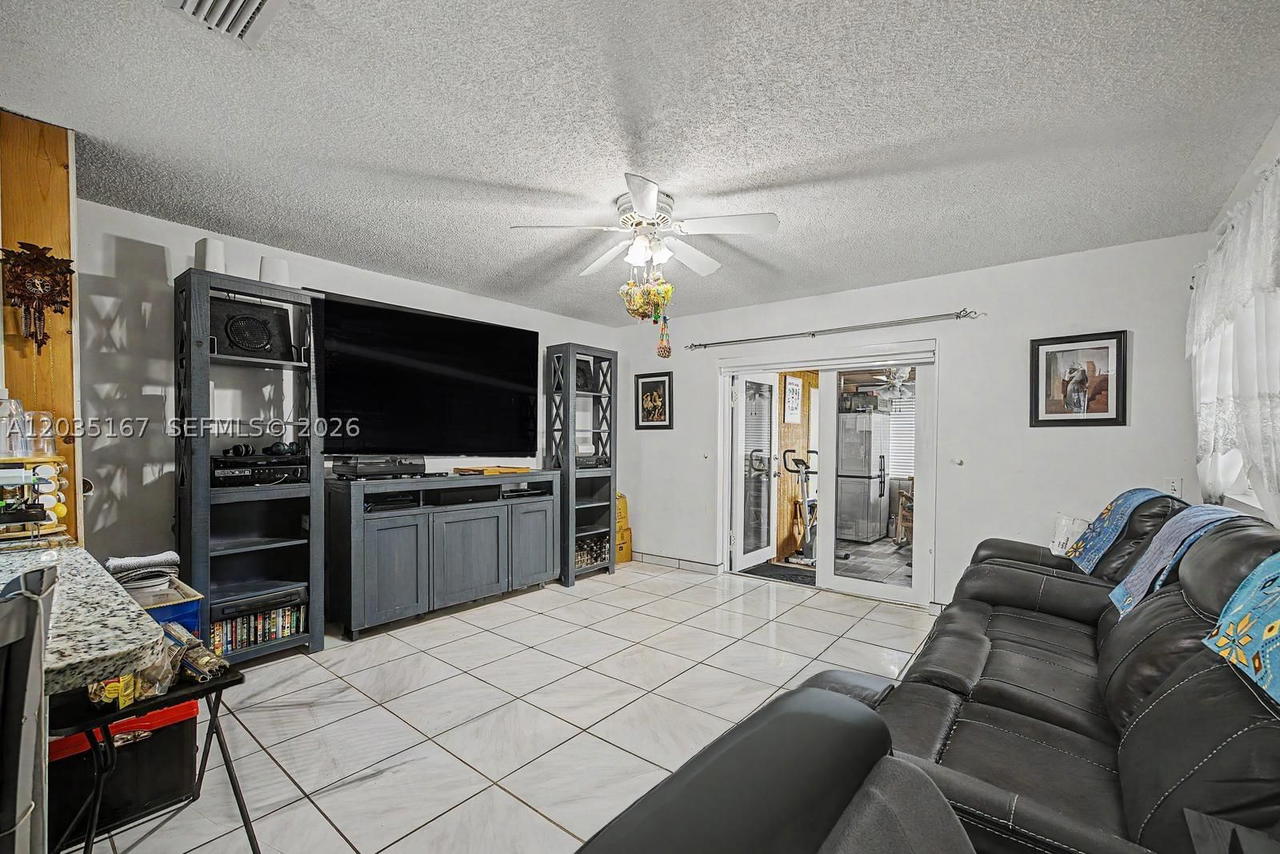 Real estate property located at 24930 129th Ct, Miami-dade, Chante-clare, Homestead, FL