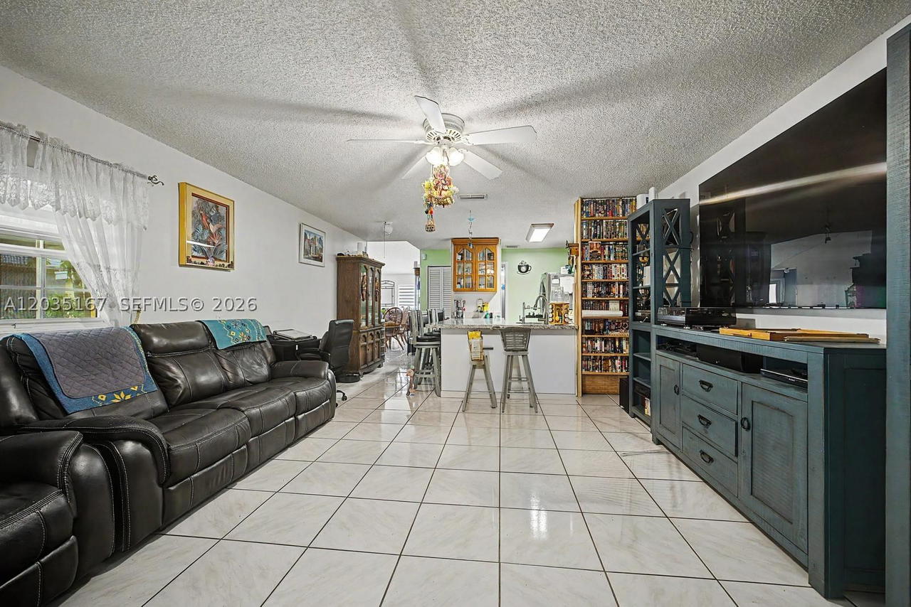 Real estate property located at 24930 129th Ct, Miami-dade, Chante-clare, Homestead, FL