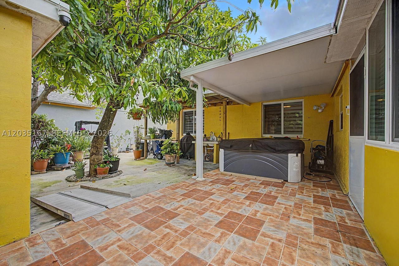 Real estate property located at 24930 129th Ct, Miami-dade, Chante-clare, Homestead, FL