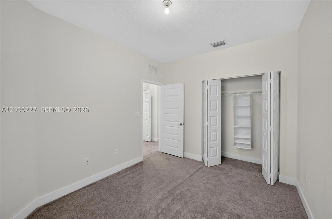 Real estate property located at 15841 91st Ct, Miami-dade, Dunnwoody Lake, Miami Lakes, FL