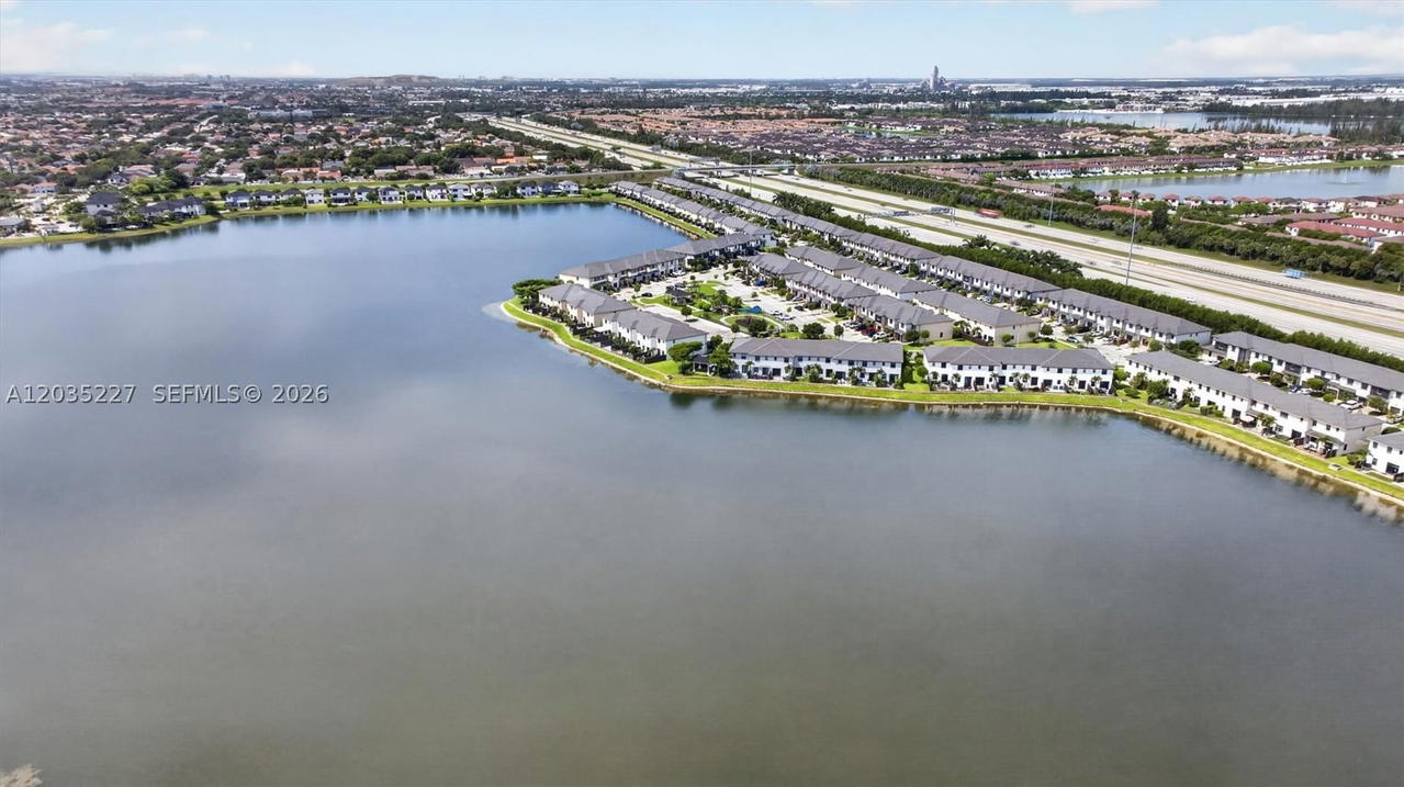 Real estate property located at 15841 91st Ct, Miami-dade, Dunnwoody Lake, Miami Lakes, FL