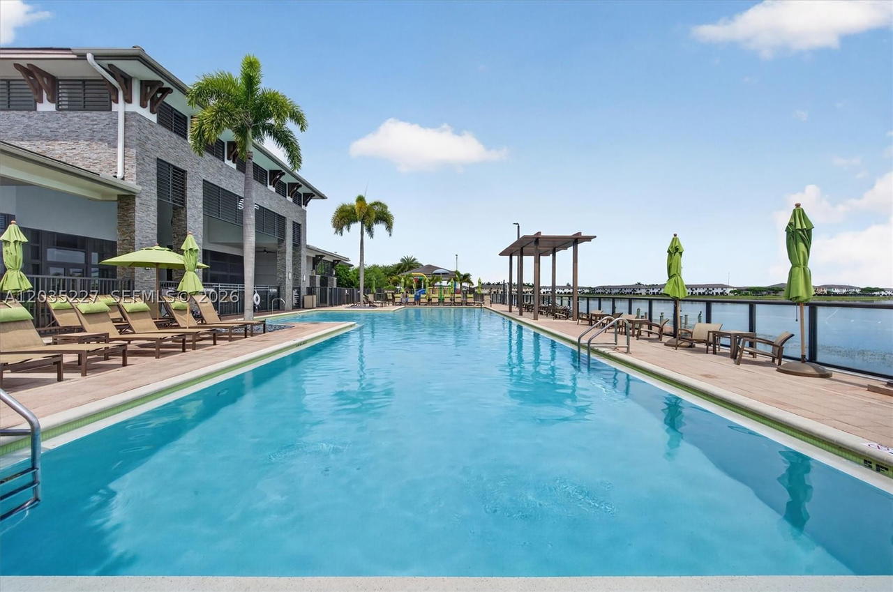 Real estate property located at 15841 91st Ct, Miami-dade, Dunnwoody Lake, Miami Lakes, FL