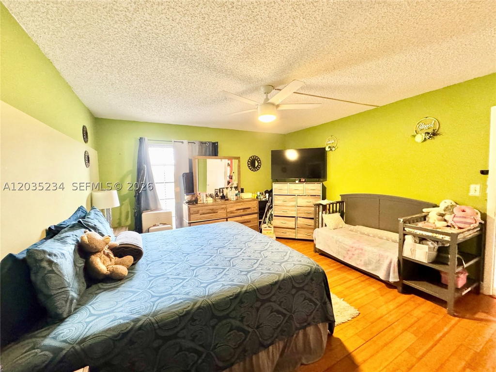 Real estate property located at 5570 44th St #408A, Broward, Inverwood Condo, Lauderhill, FL