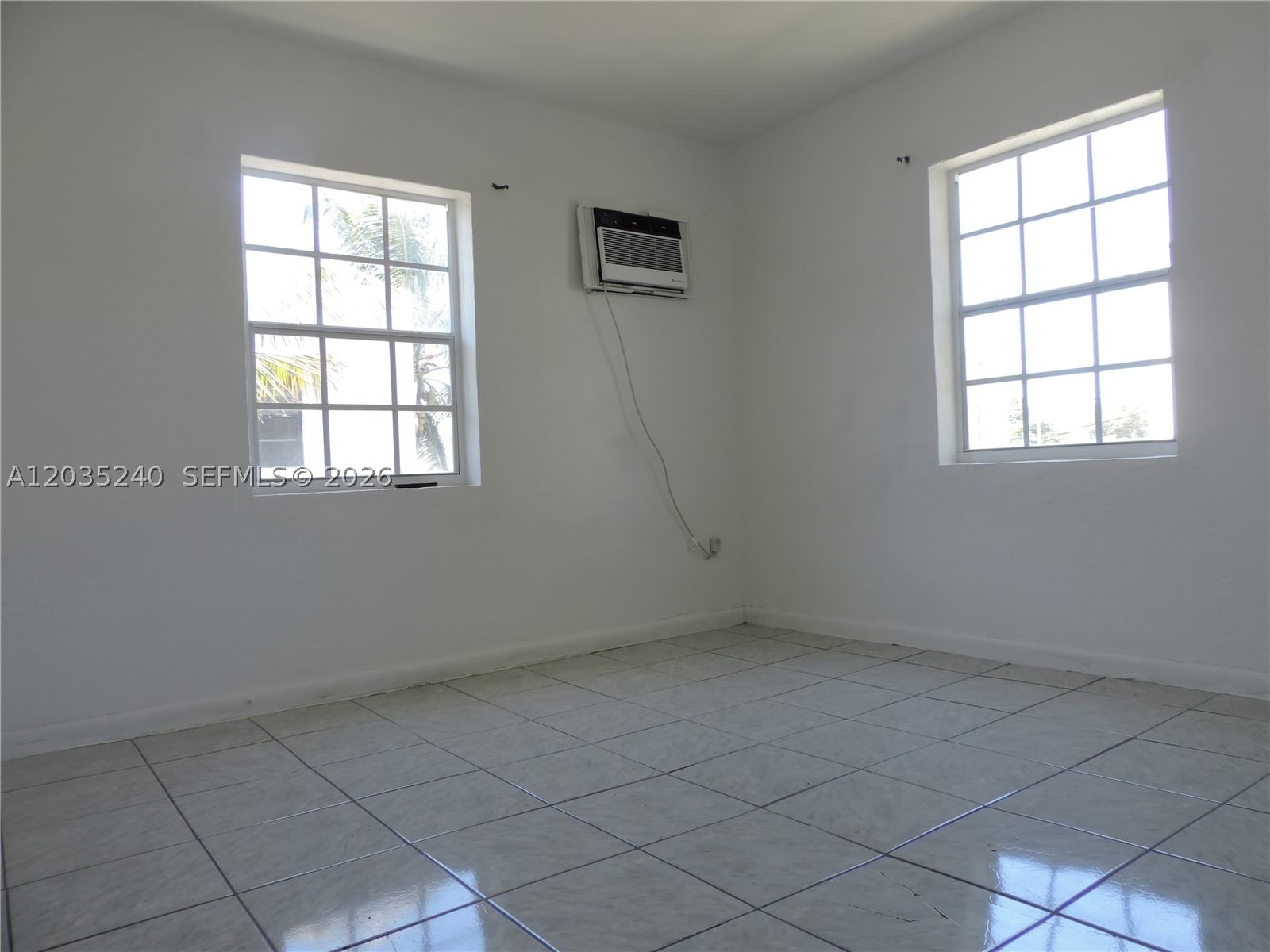 Real estate property located at 3615 Thomas Ave #11, Miami-dade, Thomas Grove Condo, Miami, FL