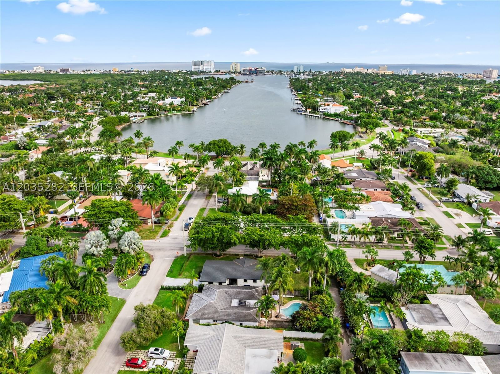 Real estate property located at 1302 Fillmore St, Broward, Hollywood Lakes Section, Hollywood, FL
