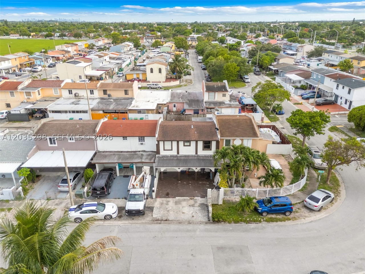 Real estate property located at 4522 194th St, Miami-dade, Kings Gardens Sec Two, Miami Gardens, FL