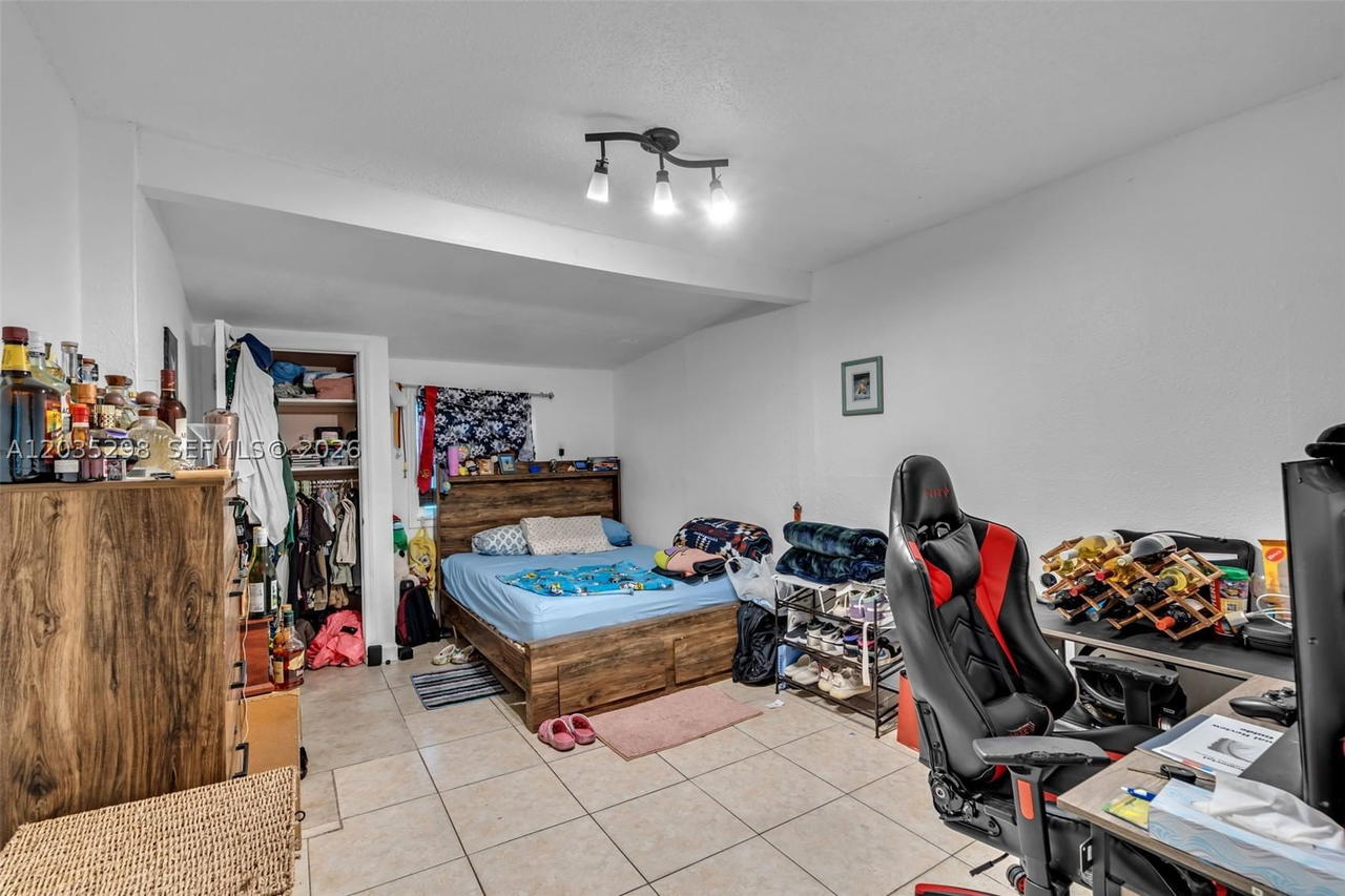Real estate property located at 4522 194th St, Miami-dade, Kings Gardens Sec Two, Miami Gardens, FL