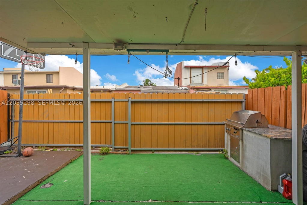 Real estate property located at 4522 194th St, Miami-dade, Kings Gardens Sec Two, Miami Gardens, FL