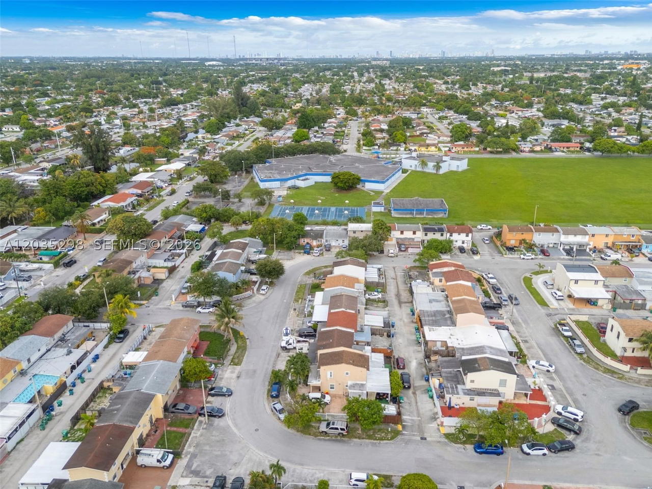 Real estate property located at 4522 194th St, Miami-dade, Kings Gardens Sec Two, Miami Gardens, FL
