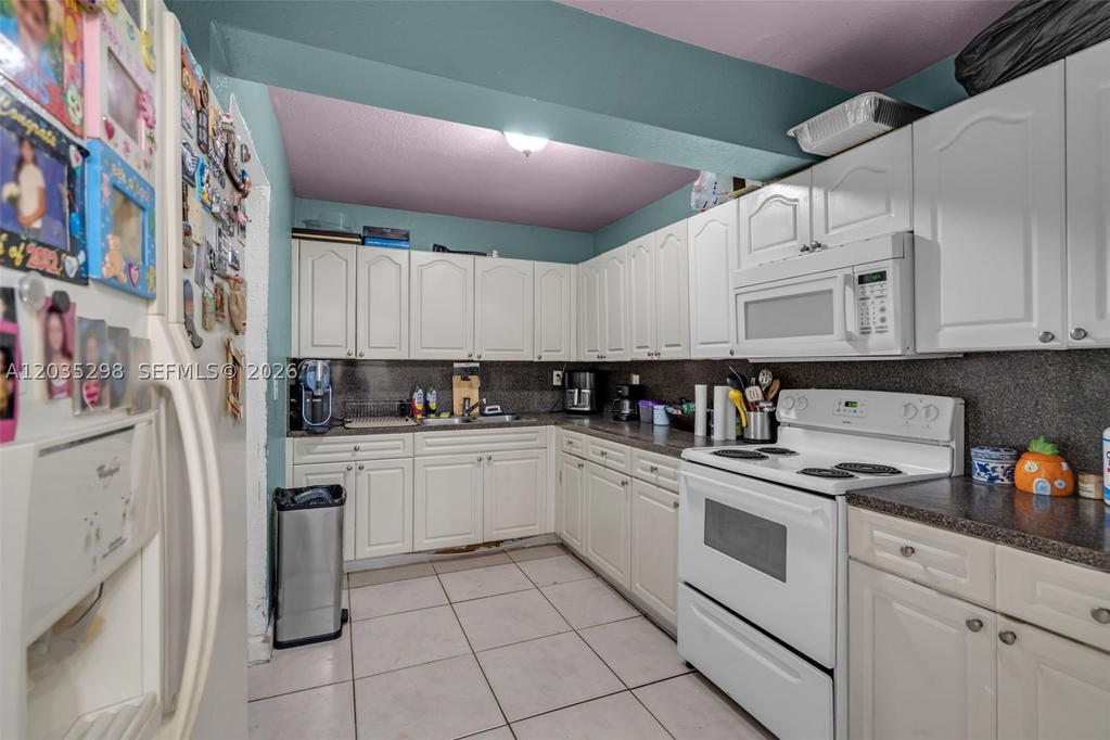 Real estate property located at 4522 194th St, Miami-dade, Kings Gardens Sec Two, Miami Gardens, FL