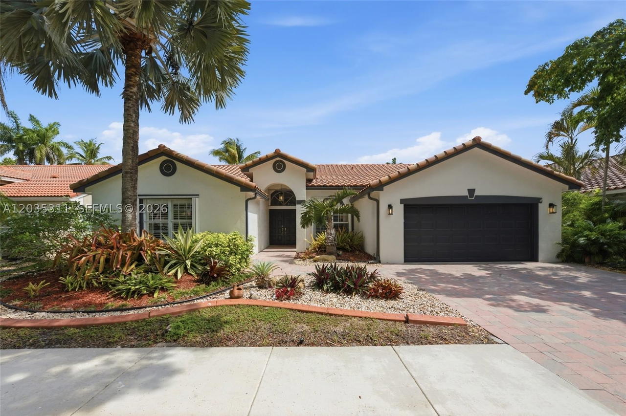 Real estate property located at 1975 Water Ridge Dr, Broward, Waterford Landing, Weston, FL