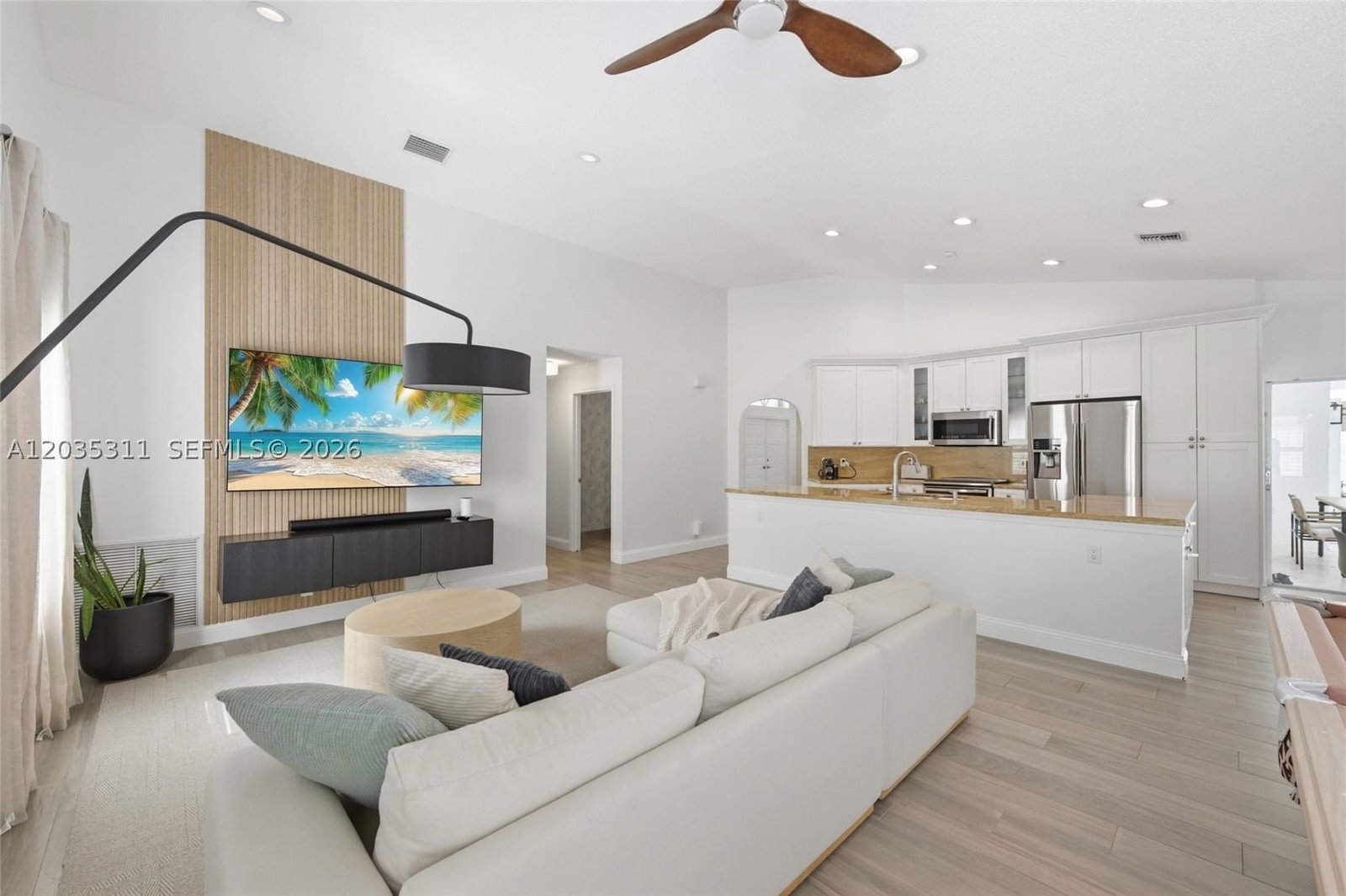 Real estate property located at 1975 Water Ridge Dr, Broward, Waterford Landing, Weston, FL