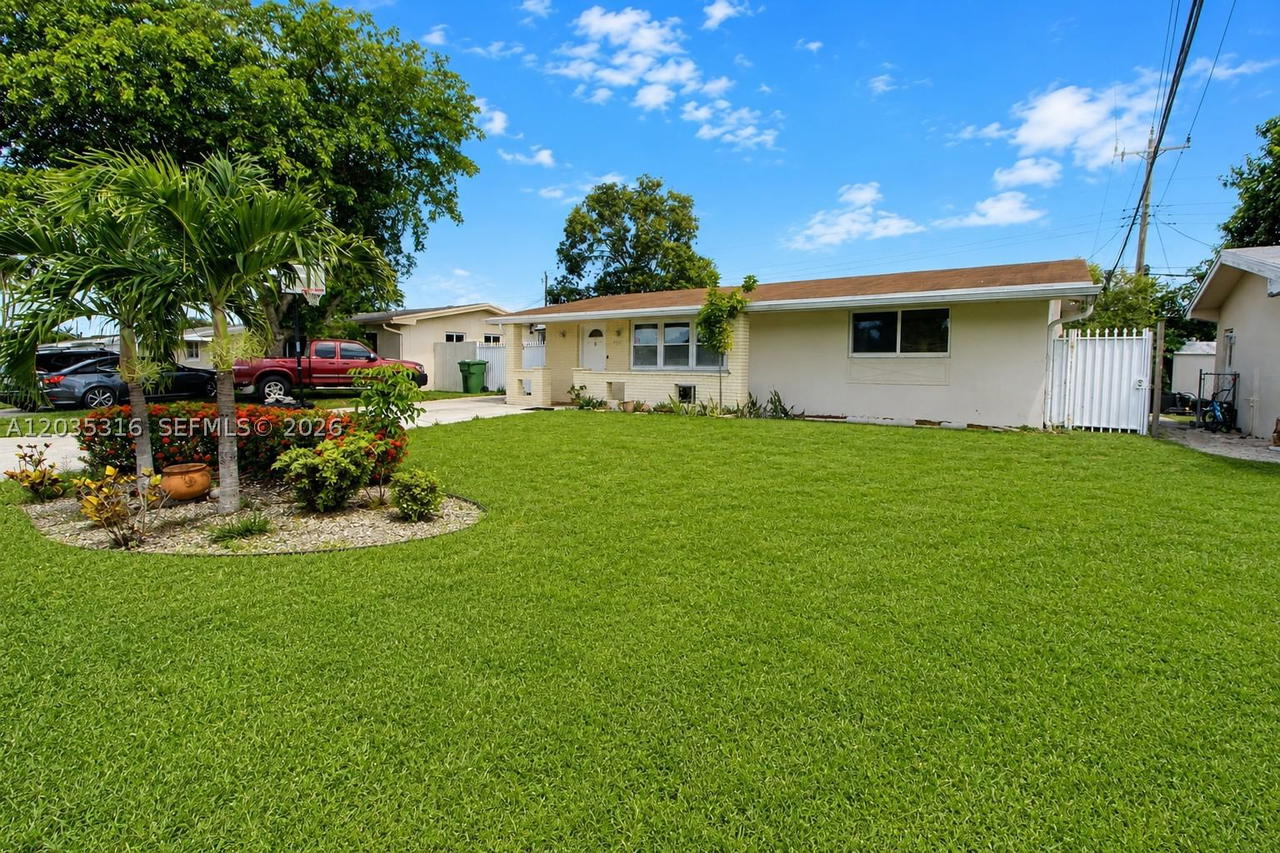 Real estate property located at 7611 15th Ct, Broward, Boulevard Heights Sec 8, Pembroke Pines, FL