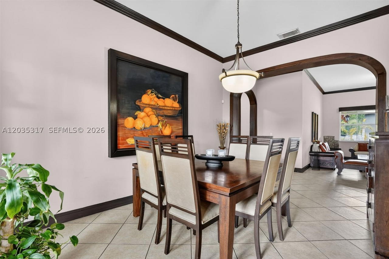 Real estate property located at 8216 166th Pl, Miami-dade, Kendalland, Miami, FL