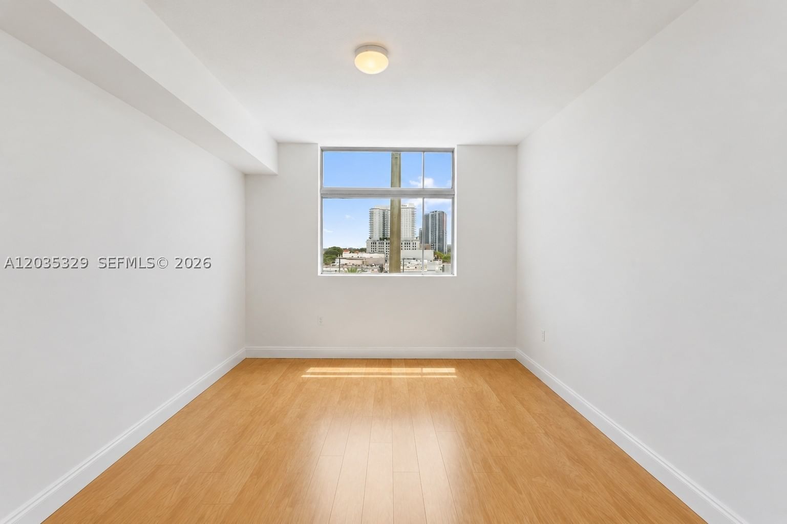 Real estate property located at 140 Dixie Hwy #417, Broward, Hollywood Station, Hollywood, FL