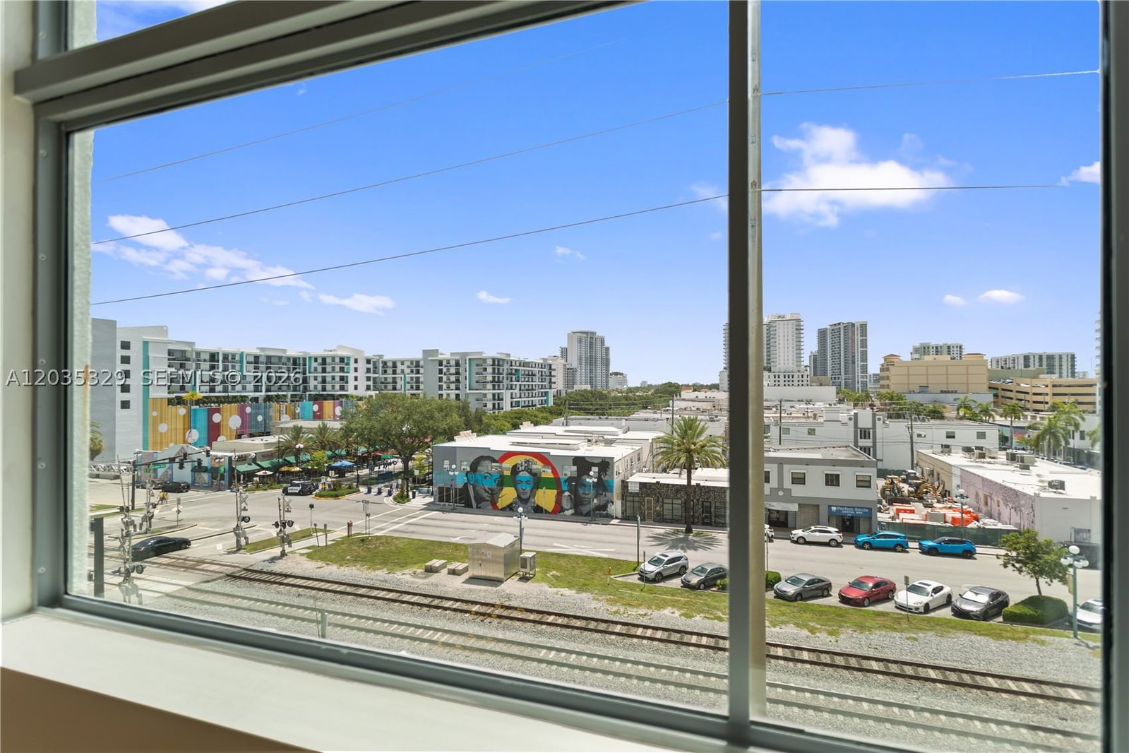 Real estate property located at 140 Dixie Hwy #417, Broward, Hollywood Station, Hollywood, FL